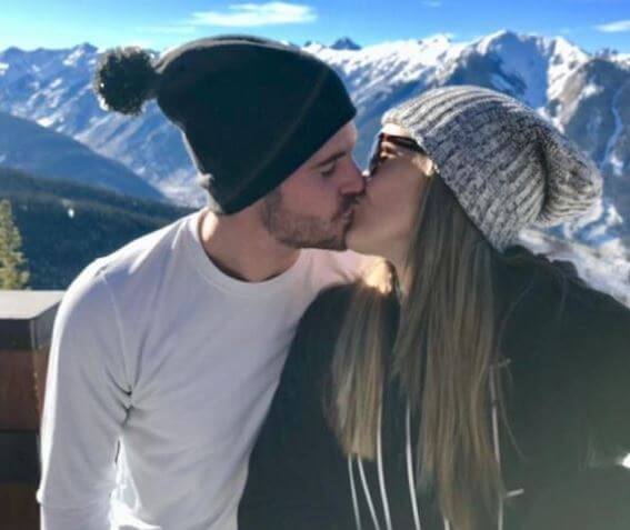 Dakoda Boudia parents David Boudia and Sonnie Brand on a holiday.